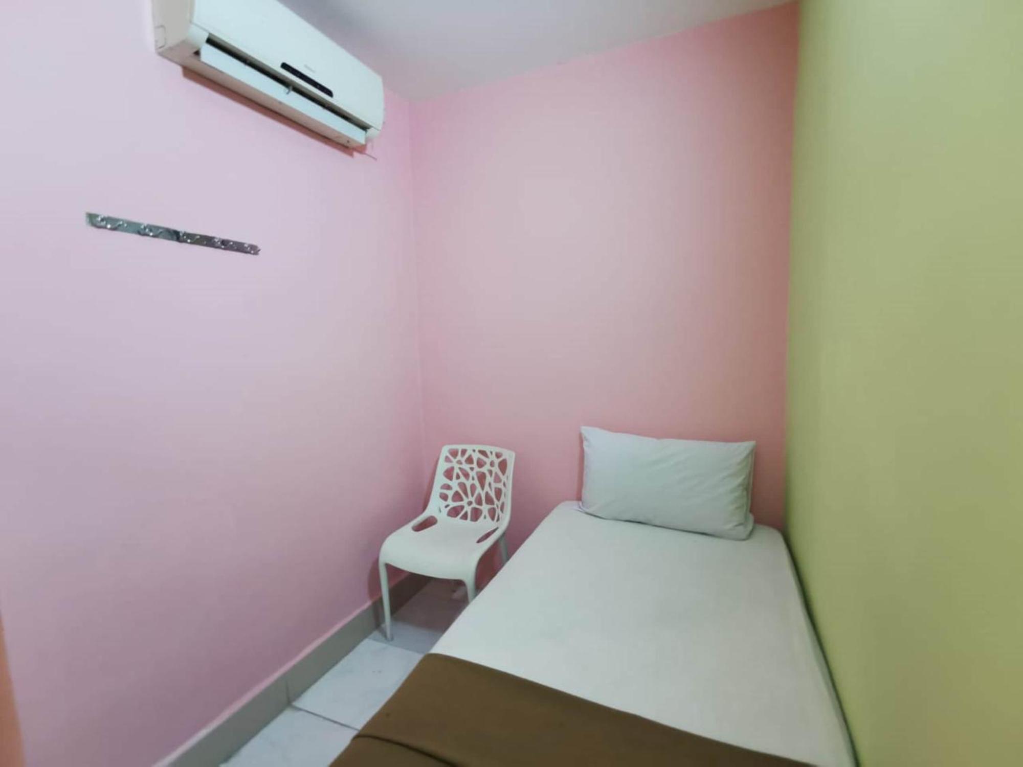 Super Oyo 90086 My Seven Days Inn Johor Bahru Luaran gambar