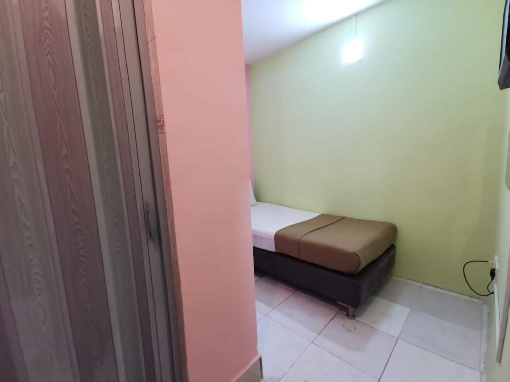 Super Oyo 90086 My Seven Days Inn Johor Bahru Luaran gambar
