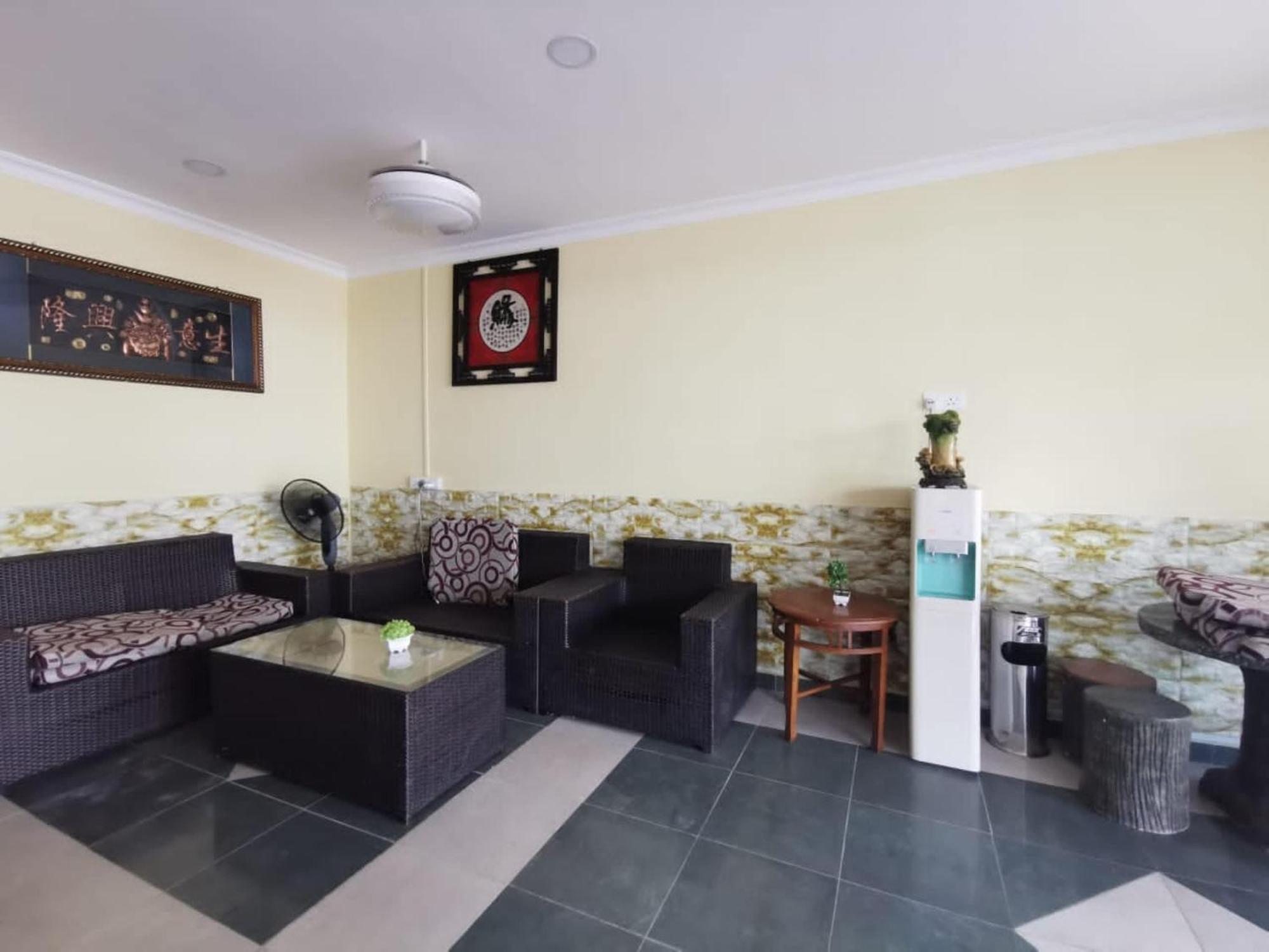 Super Oyo 90086 My Seven Days Inn Johor Bahru Luaran gambar