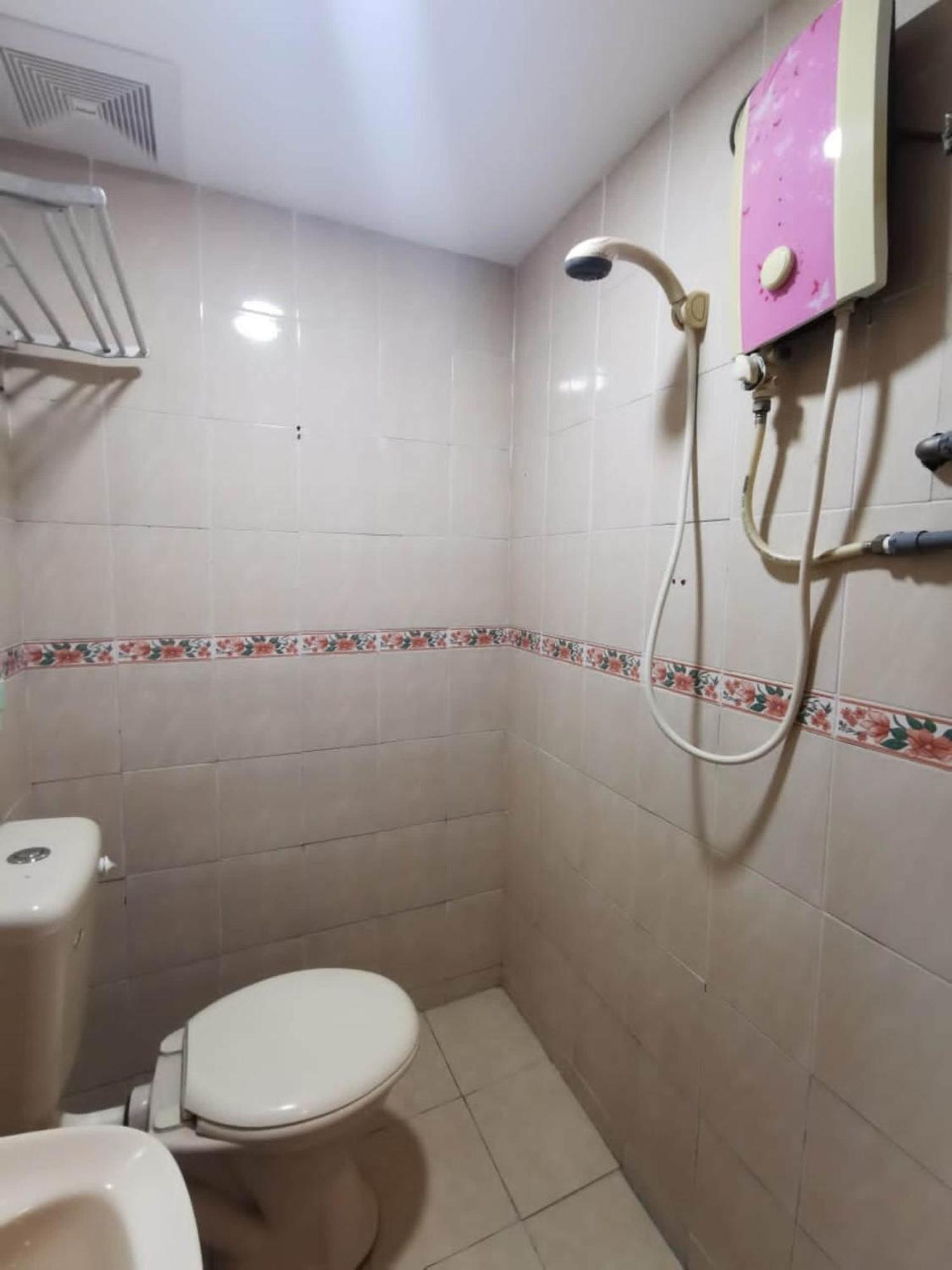 Super Oyo 90086 My Seven Days Inn Johor Bahru Luaran gambar